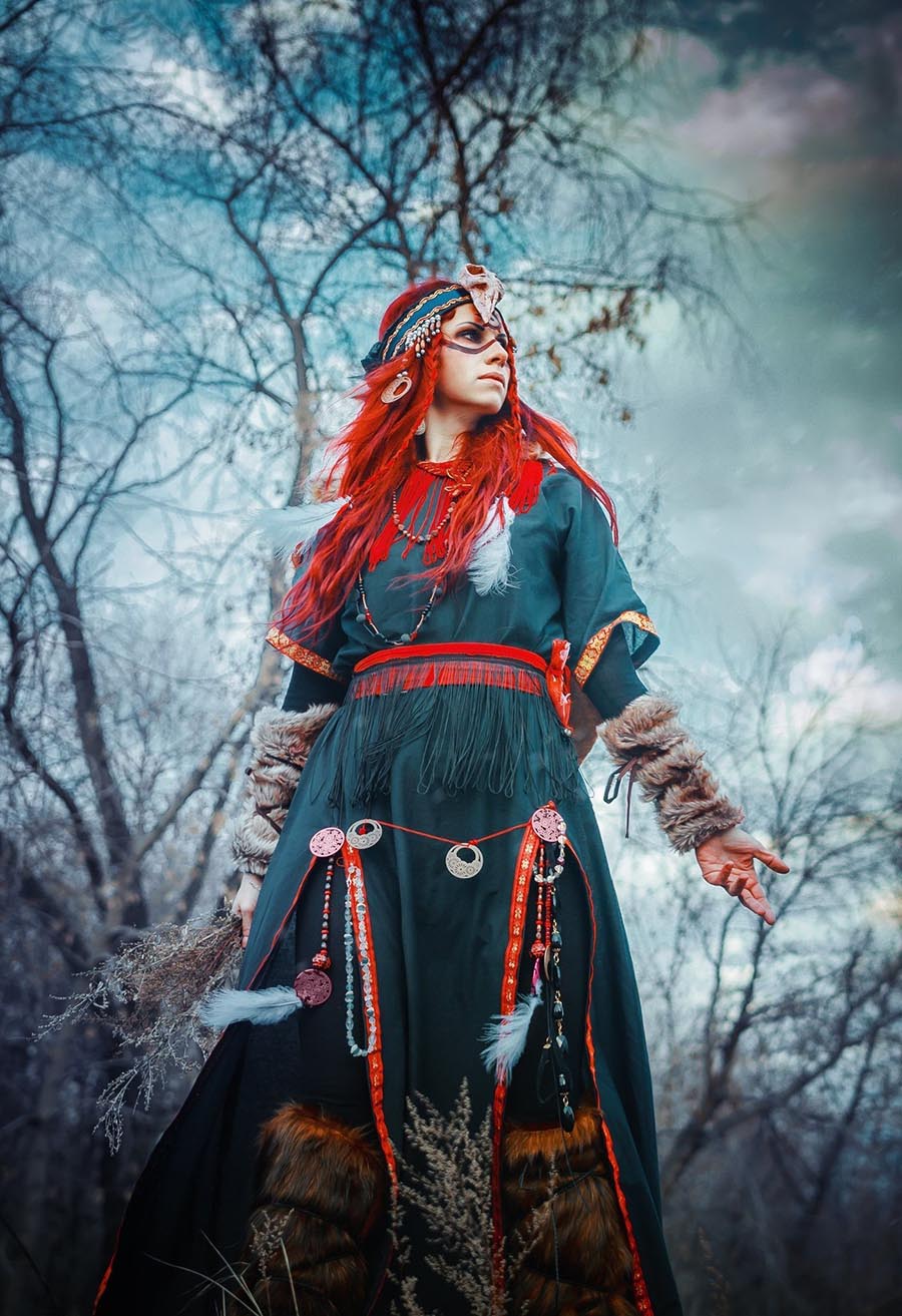 Girls in Slavic costumes underwear in Foshan